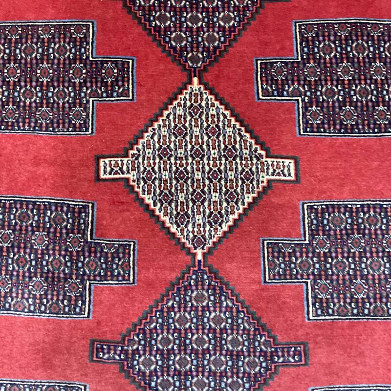 HERAT ORIENTAL Handmade Senneh Wool Rug - 4'3" x 5'7"