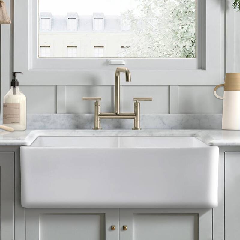DORNBERG 285T Salena 32" L x 20" W Double Basin Farmhouse Kitchen Sink with Basket Strainer