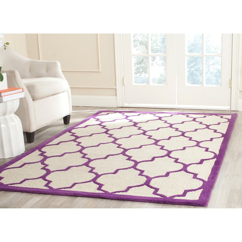 SAFAVIEH Handmade Cambridge Oddny Moroccan Trellis Wool Rug - 5' x 8' - Ivory/Purple