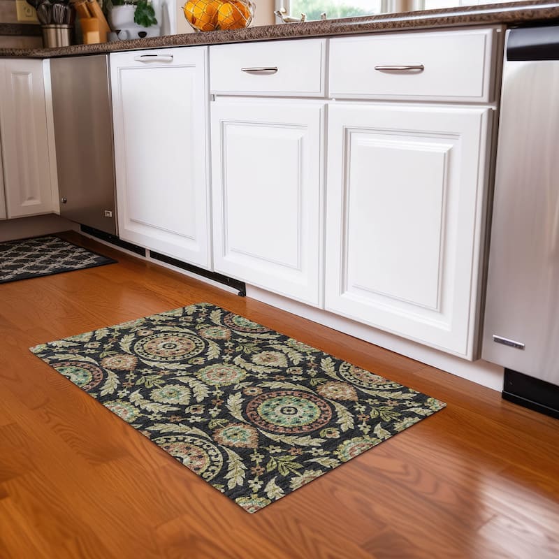 Machine Washable Indoor/ Outdoor Chantille Boho Suzani Rug