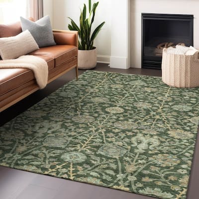 Machine Washable Indoor/ Outdoor Traditional Kashan Chantille Rug