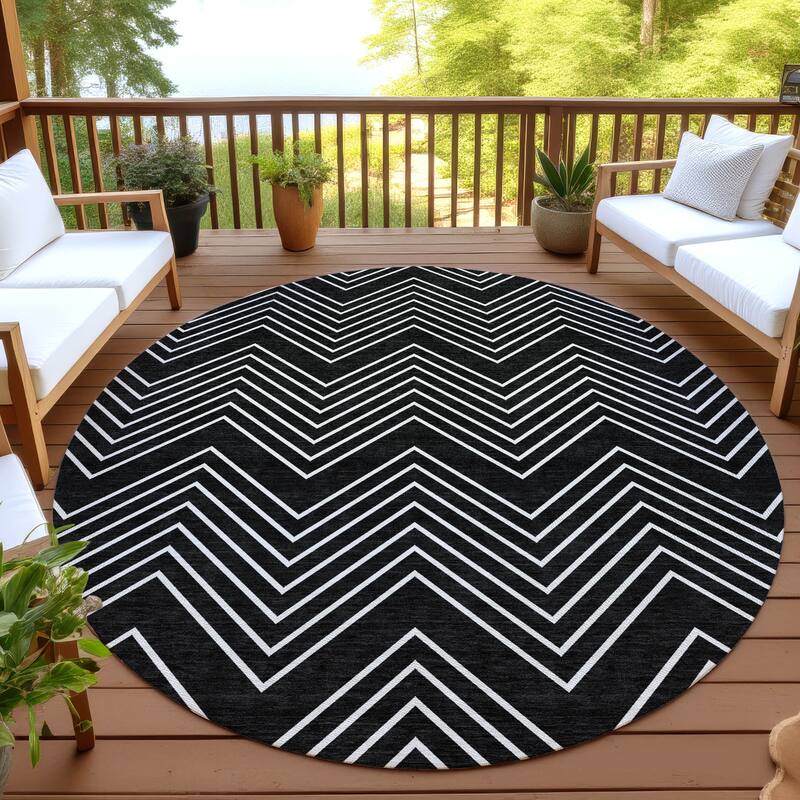 Machine Washable Indoor/ Outdoor Modern Chevron Chantille Rug - Black - 8' x 8'