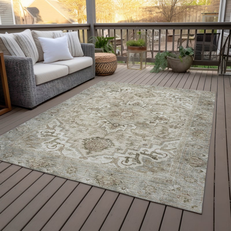 Machine Washable Indoor/Outdoor Traditional Vintage Chantille Rug
