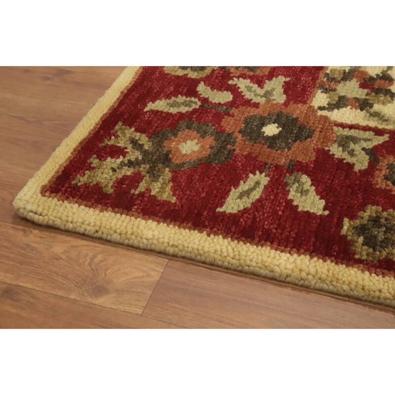 Handmade Wool Floral Indian Area Rug 6x8 - 8' 2'' X 5' 6''