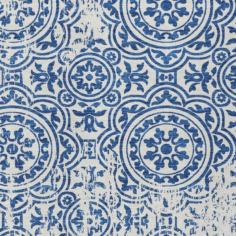 HomeRoots Medallion Transitional Rectangle Outdoor Rug