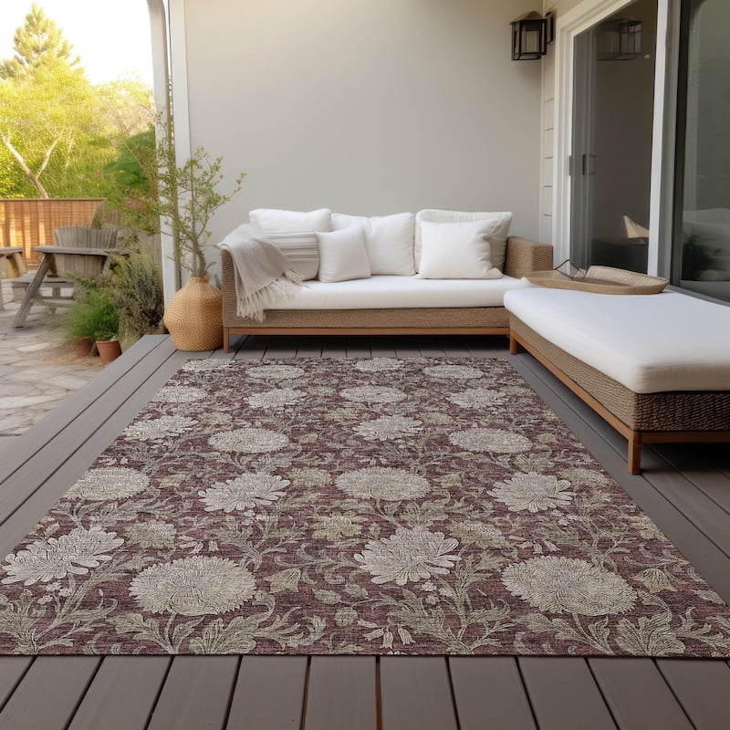 Machine Washable Indoor/ Outdoor Chantille Floral Rug