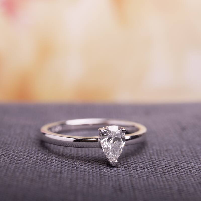 Miadora Signature Collection 14k White Gold 1/2ct TDW Pear-Cut Diamond Solitaire Engagement Ring