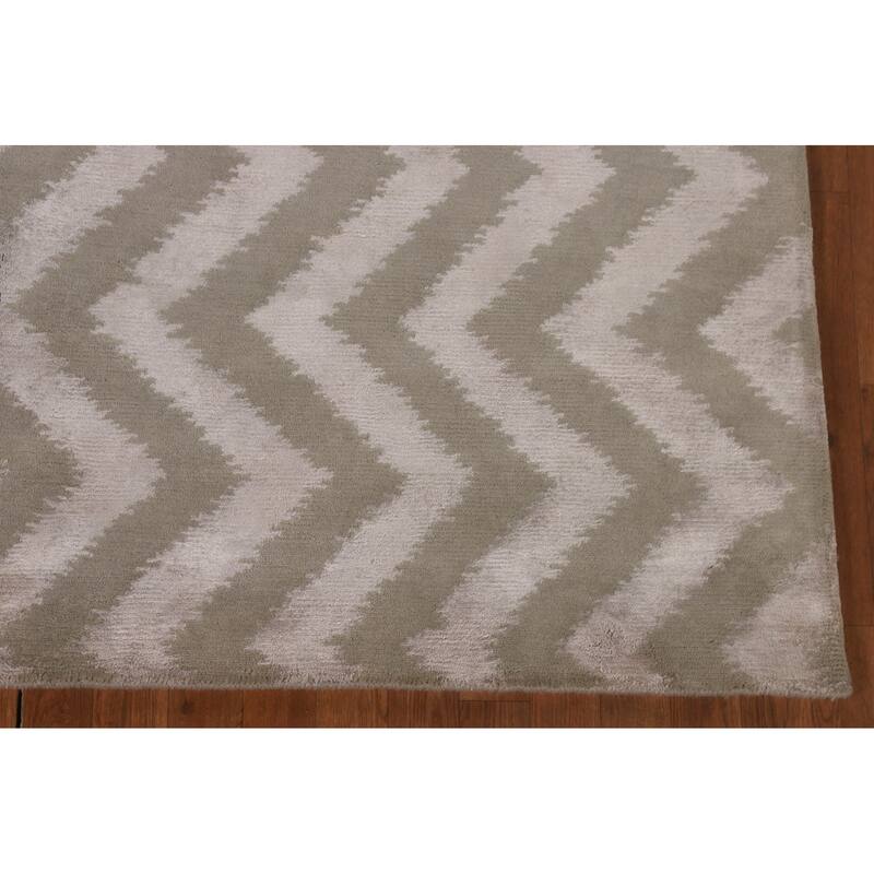 Chevron Style Nepalese Indian Area Rug Handmade Wool Carpet - 6'0" x 8'9"