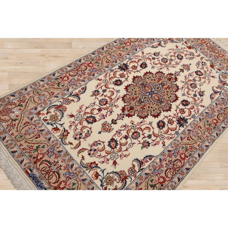 3'7''x5'4'' Hand Knotted Wool Ivory Isfahan Traditional 350 KPSI Rug - 3' 7'' x 5' 4''