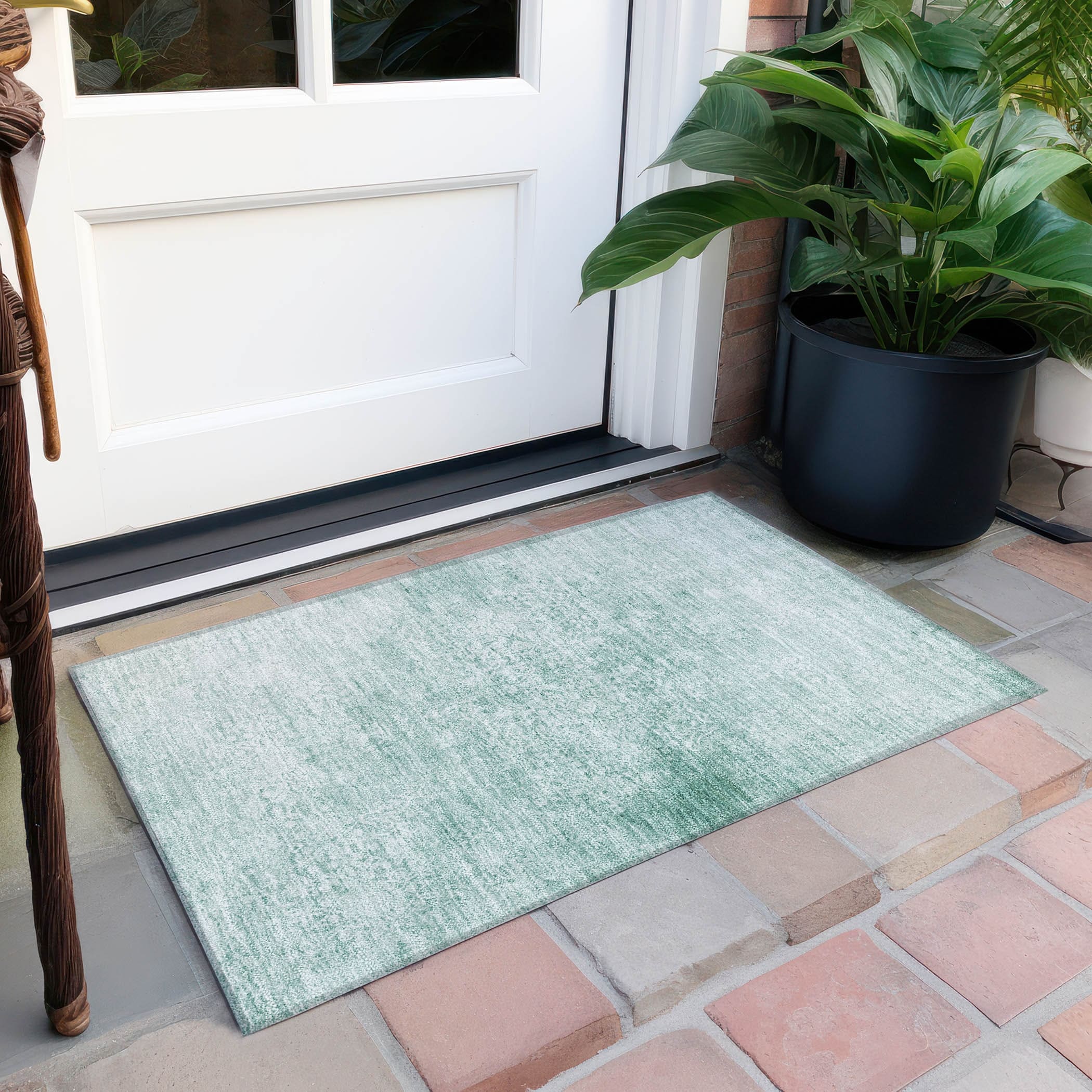 Machine Washable Indoor/ Outdoor Vintage Traditional Chantille Rug