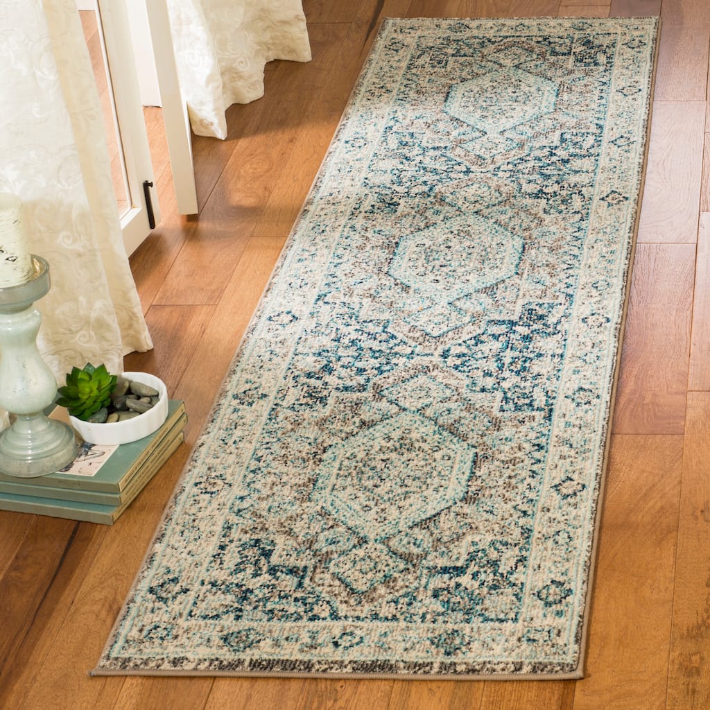 SAFAVIEH Phoenix Nazima Vintage Boho Oriental Rug - 2'3" x 8' Runner