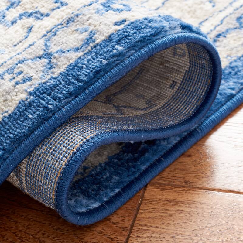 SAFAVIEH, Brentwood Gretha Traditional Oriental Rug - 2' x 8' Runner
