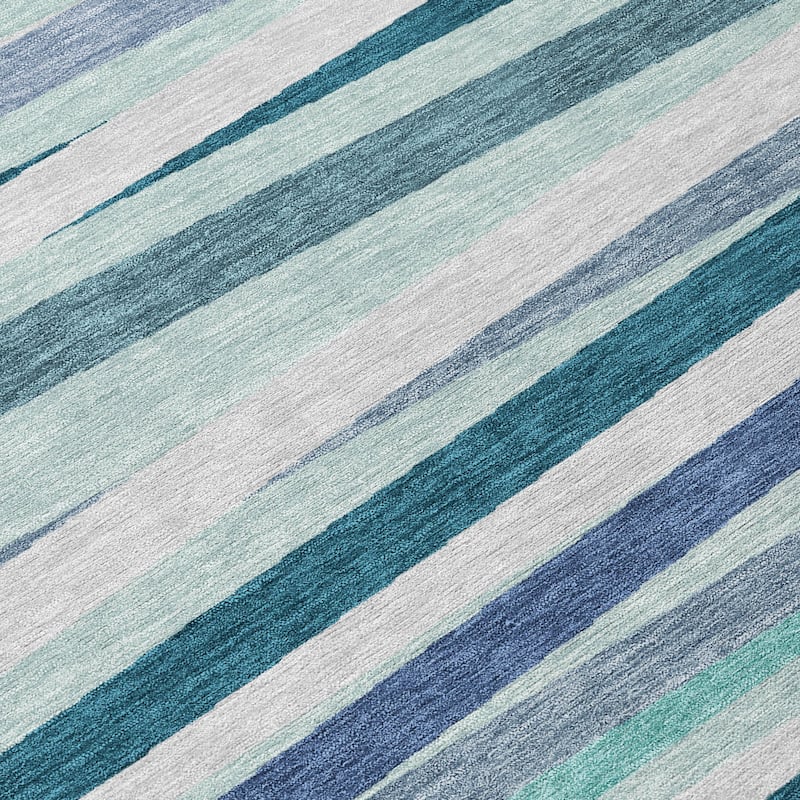 Machine Washable Indoor/ Outdoor Modern Stripes Chantille Rug