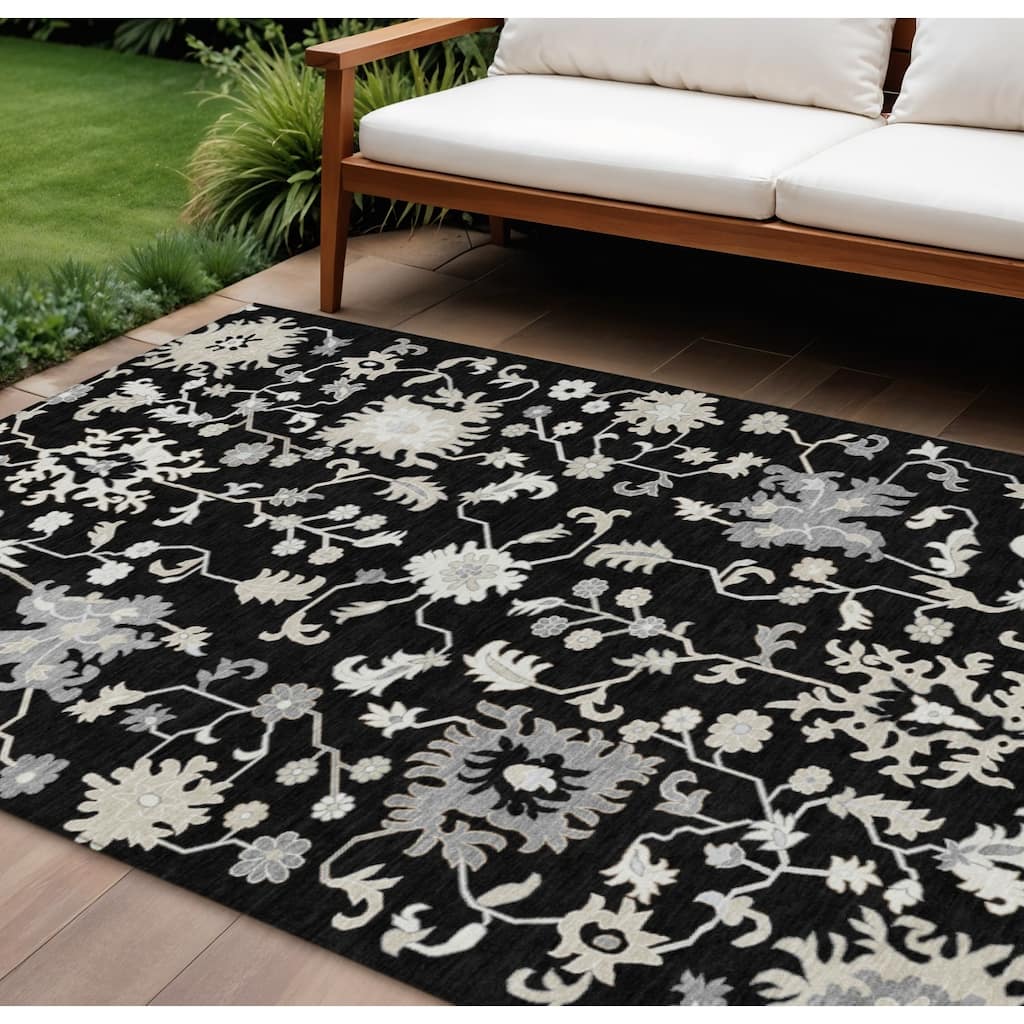 HomeRoots Floral Transitional Rectangle Outdoor Rug