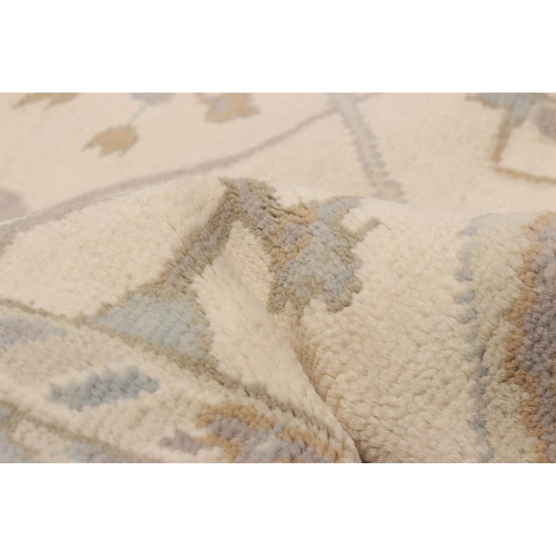 ECARPETGALLERY Hand-knotted Royal Oushak Ivory Wool Rug - 5'10 x 8'8