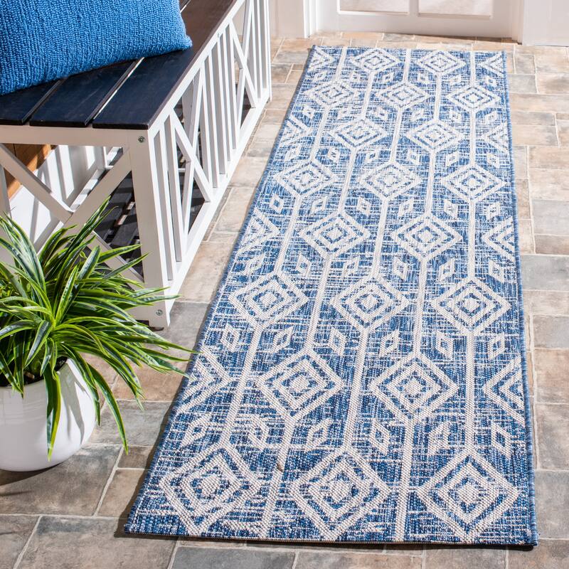 SAFAVIEH Courtyard Isola Indoor/ Outdoor Waterproof Patio Backyard Rug