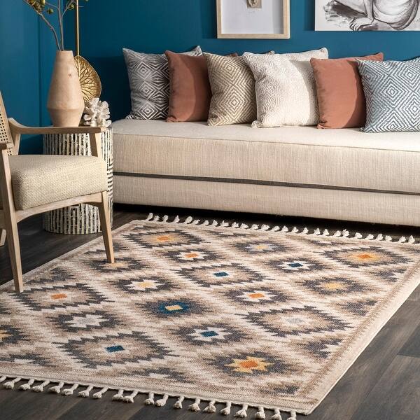 Shop Nuloom Charley Aztec Abstract Tassel Area Rug Overstock 30875213 8 X 10 Beige