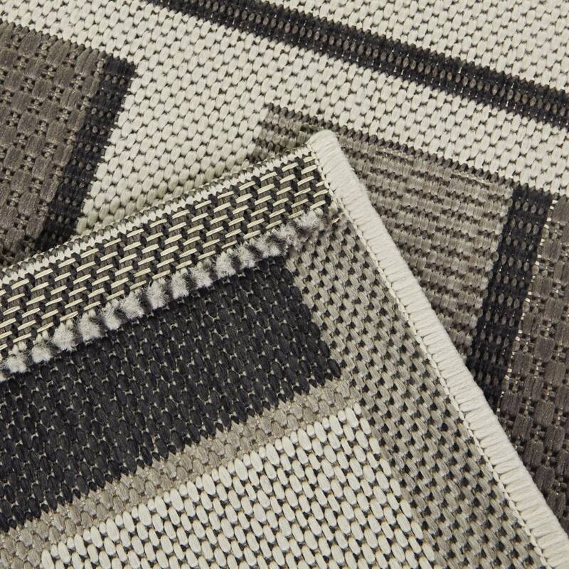 Francesco Modern Geometric Checkered Indoor/Outdoor Area Rug