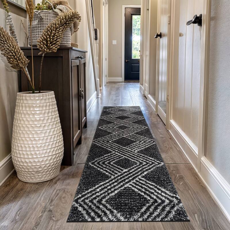 Abstract Geometric Shag Rug - Anthracite Dark Gray - Medium Pile Rug - Kid & Pet Friendly - 2' 3" x 12'