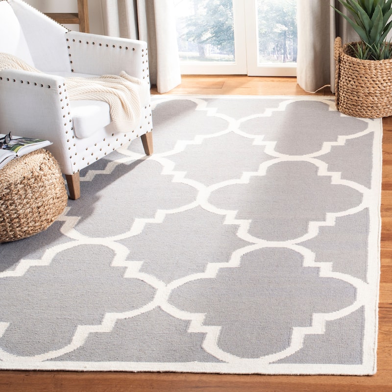 SAFAVIEH Handmade Flatweave Dhurries Jinan Modern Moroccan Wool Rug - 3' x 5' - Grey/Ivory