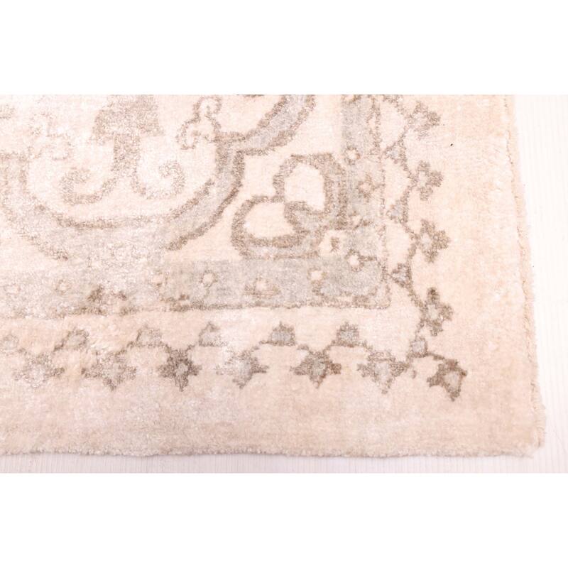 ECARPETGALLERY Hand-knotted Loreto Ivory Silk Rug - 7'10 x 10'3