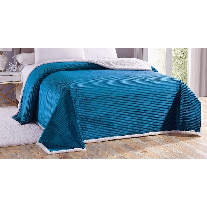 Home Essentials by Décor&More Corduroy Sherpa Blanket