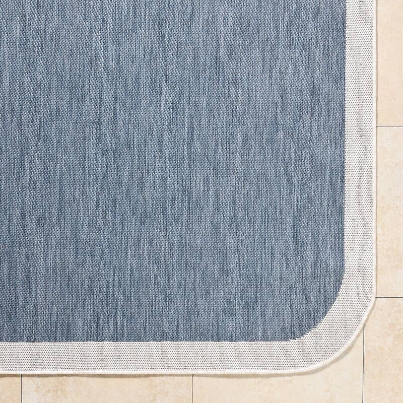 Livabliss Miami Beach Traditional Indoor/Outdoor Area Rug