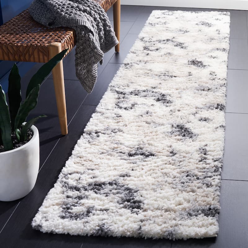 SAFAVIEH Berber Shag Dritana Modern 1.2-inch Thick Rug - 2'2" x 9' Runner - Grey/Ivory