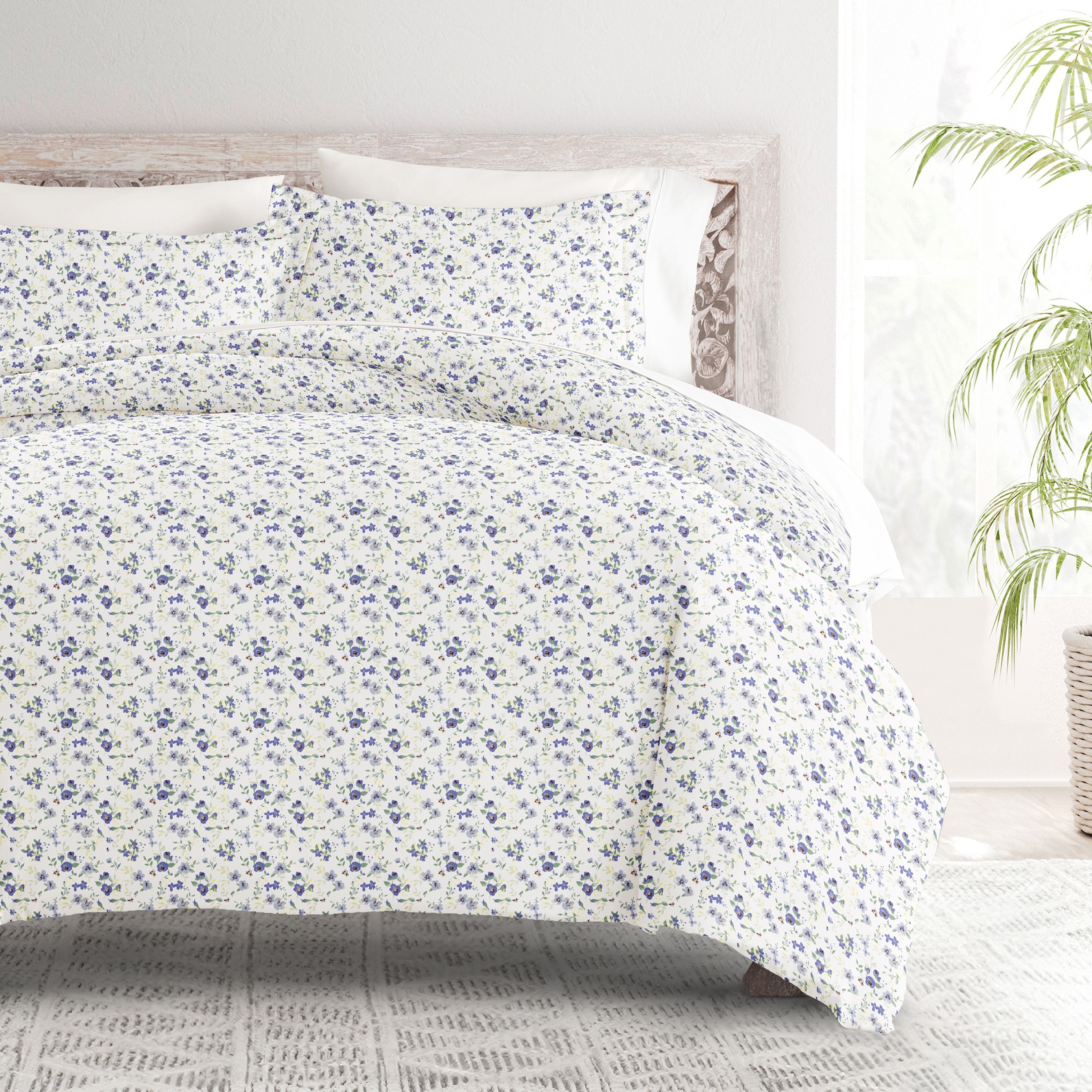Becky Cameron Blossoms 3 Piece Duvet Cover Set