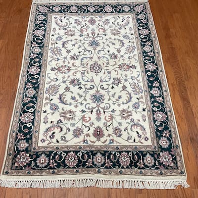 HERAT ORIENTAL Handmade Kashan Wool Rug - 4'2" x 6'1"