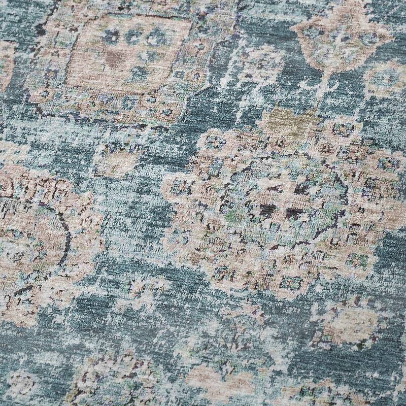 Premium Machine Washable Vintage Persian Sherpa Throw Blanket