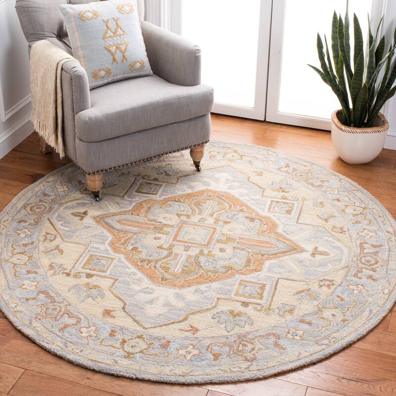 SAFAVIEH Handmade Heritage Shena Traditional Wool Rug - 6' Round - Beige/Grey - Round