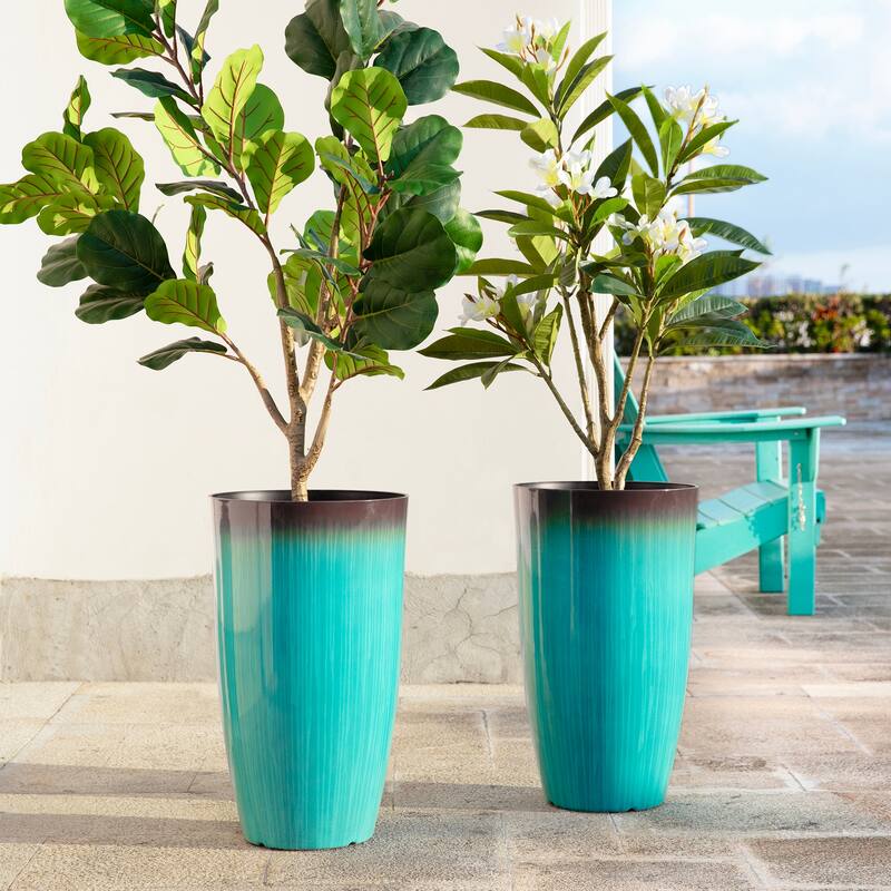 Glitzhome 23.5"H Set of 2 Oversized Gradient Blue or Green Planter Tall Plastic Flower Pot - Gradient Red