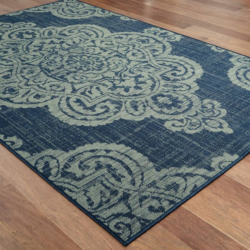 Style Haven Marianna Center Medallion Loop Pile Indoor Outdoor Rug