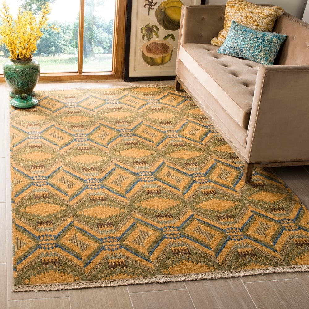 SAFAVIEH Couture Hand-knotted Pascale Modern Wool Rug