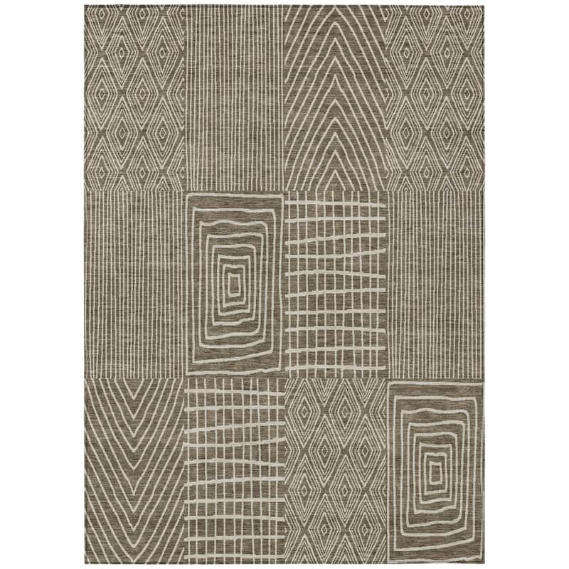 HomeRoots Geometric Transitional Rectangle Outdoor Rug
