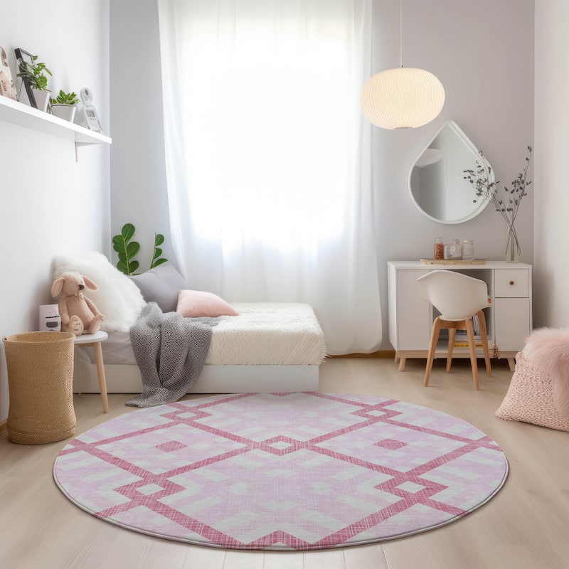 Machine Washable Indoor/ Outdoor Chantille Trellis Modern Rug - Pink - 8' x 8'