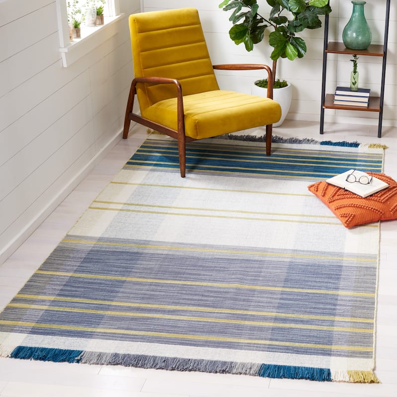 SAFAVIEH Striped Kilim Abilia Wool Fringe Rug - 6' x 9' - Beige/Teal