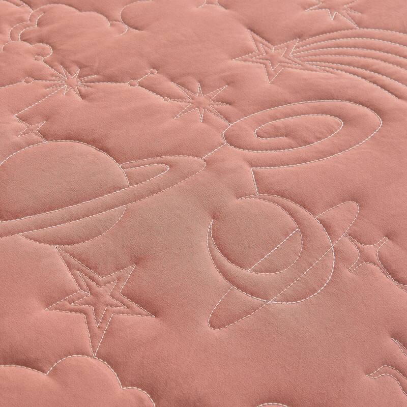 Wonderful Solid Quilt Set with Star with Vibrant Embroidered Patterns