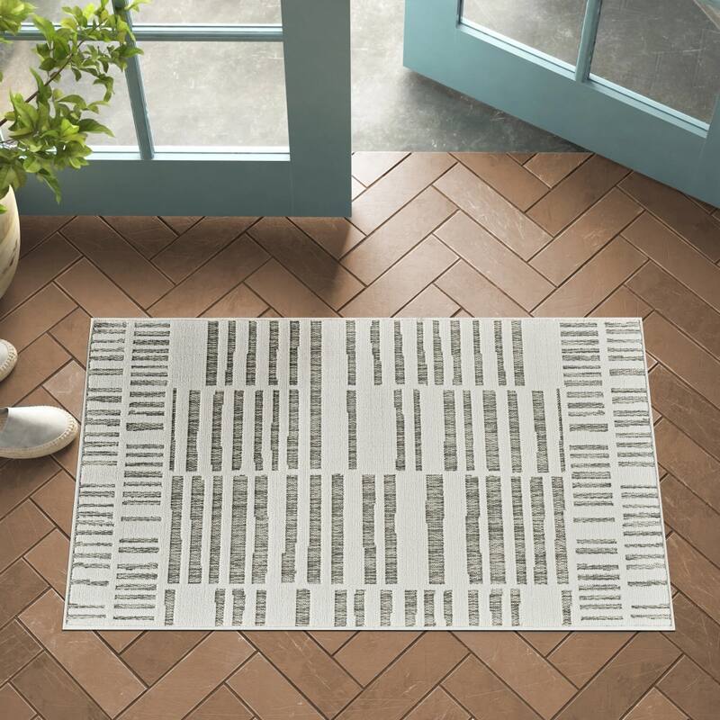 Lami Artistic Abstract Weather Resistant Current & Stylish Outdoor Rug - 3' x 5'