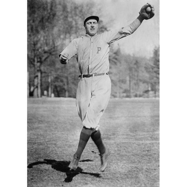 Pittsburgh Pirate Third Baseman Harold Pie Traynor Making A Jumping Catch Of A Baseball In 1920