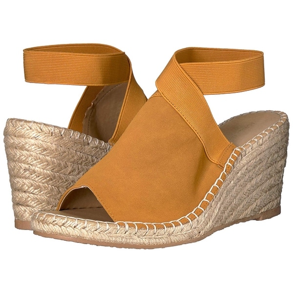 adrienne vittadini espadrilles