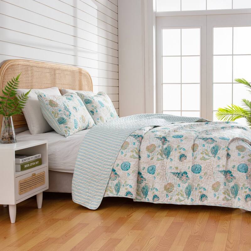 Linery & Co. Coastal Microfiber Quilt Set With Shams.