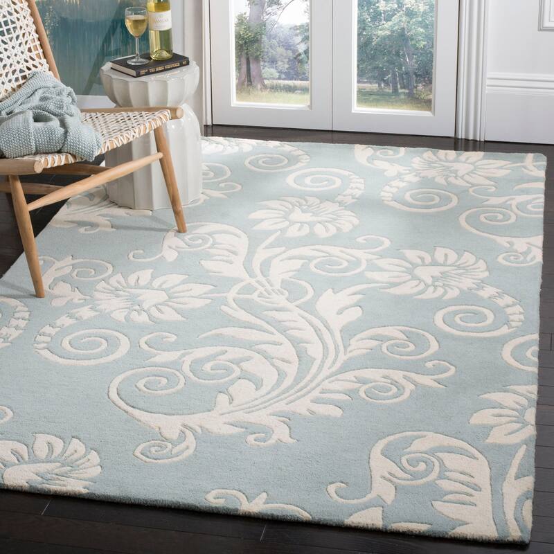 SAFAVIEH Handmade Soho Cassondra Scroll N.Z. Wool Rug - 3'6" x 5'6" - Blue/Ivory