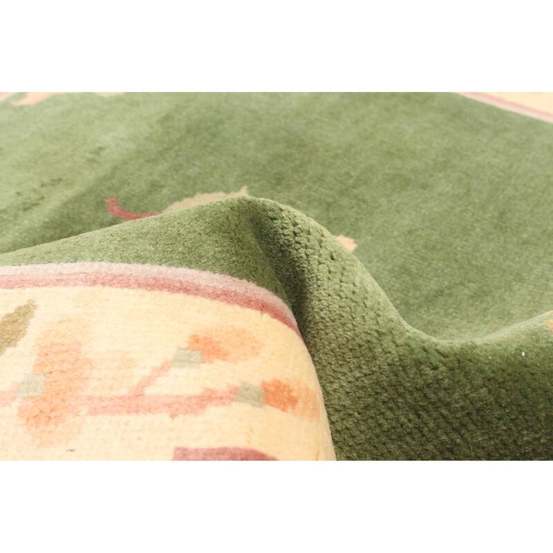 ECARPETGALLERY Hand-knotted Aubusson Green Wool Rug - 2'11 x 5'1