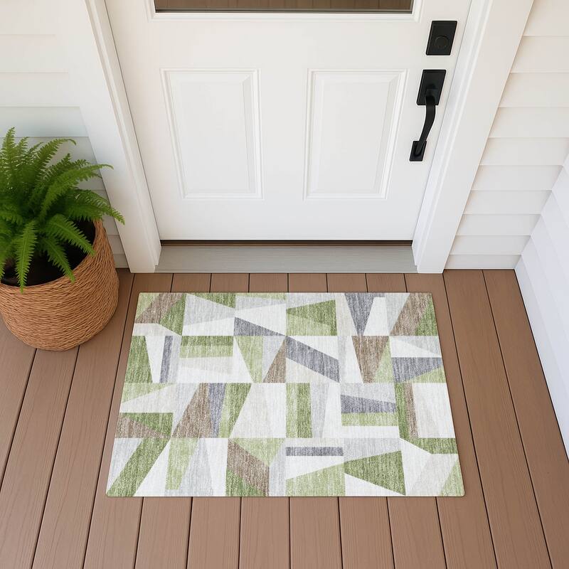 Machine Washable Indoor/ Outdoor Contemporry Mosaic Chantille Rug - Aloe - 1'8" x 2'6"