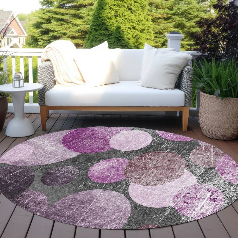 Machine Washable Indoor/ Outdoor Bubbles Chantille Rug