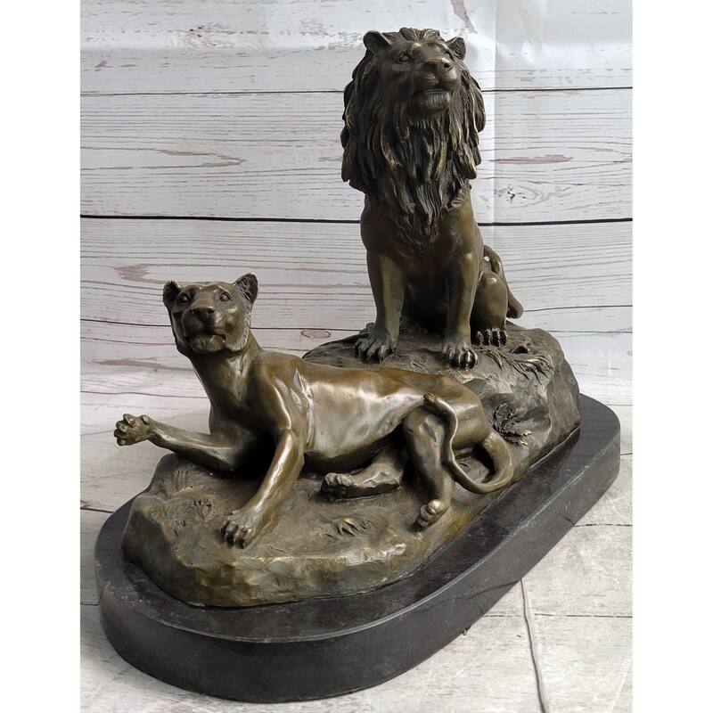 Male And Female Lions African Lion Safari Savannah Bronze Sculpture Statue Art Decor