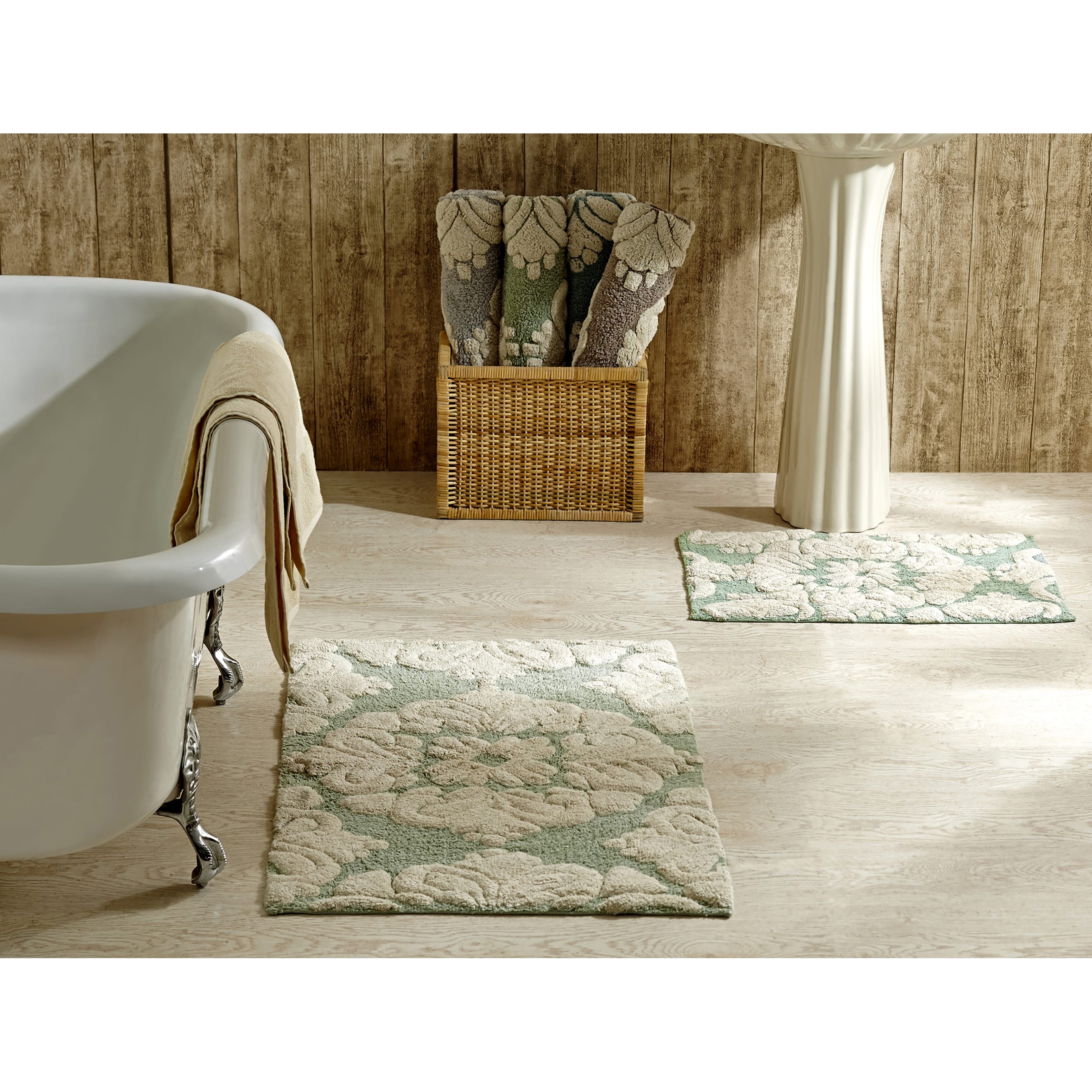 https://ak1.ostkcdn.com/images/products/is/images/direct/9f0cb6fea35a28cff318812b4206c8248e92eceb/Better-Trends-Medallion-Tufted-Bath-Mat-Rug-100%25-Cotton.jpg