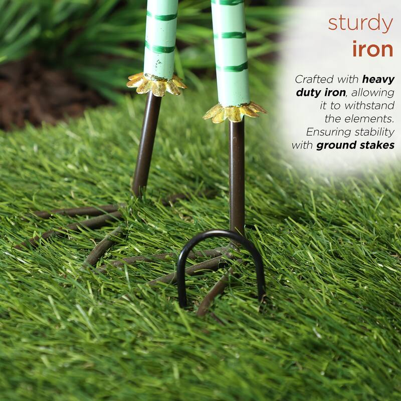 Metal Green Cottage Farm Hen Decor